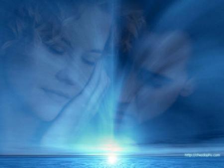 Une femme parle avec son coeur.....